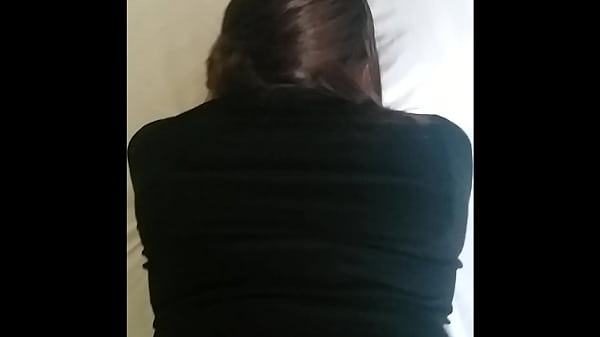 Đi massage rồi đụ luôn em gái mông to